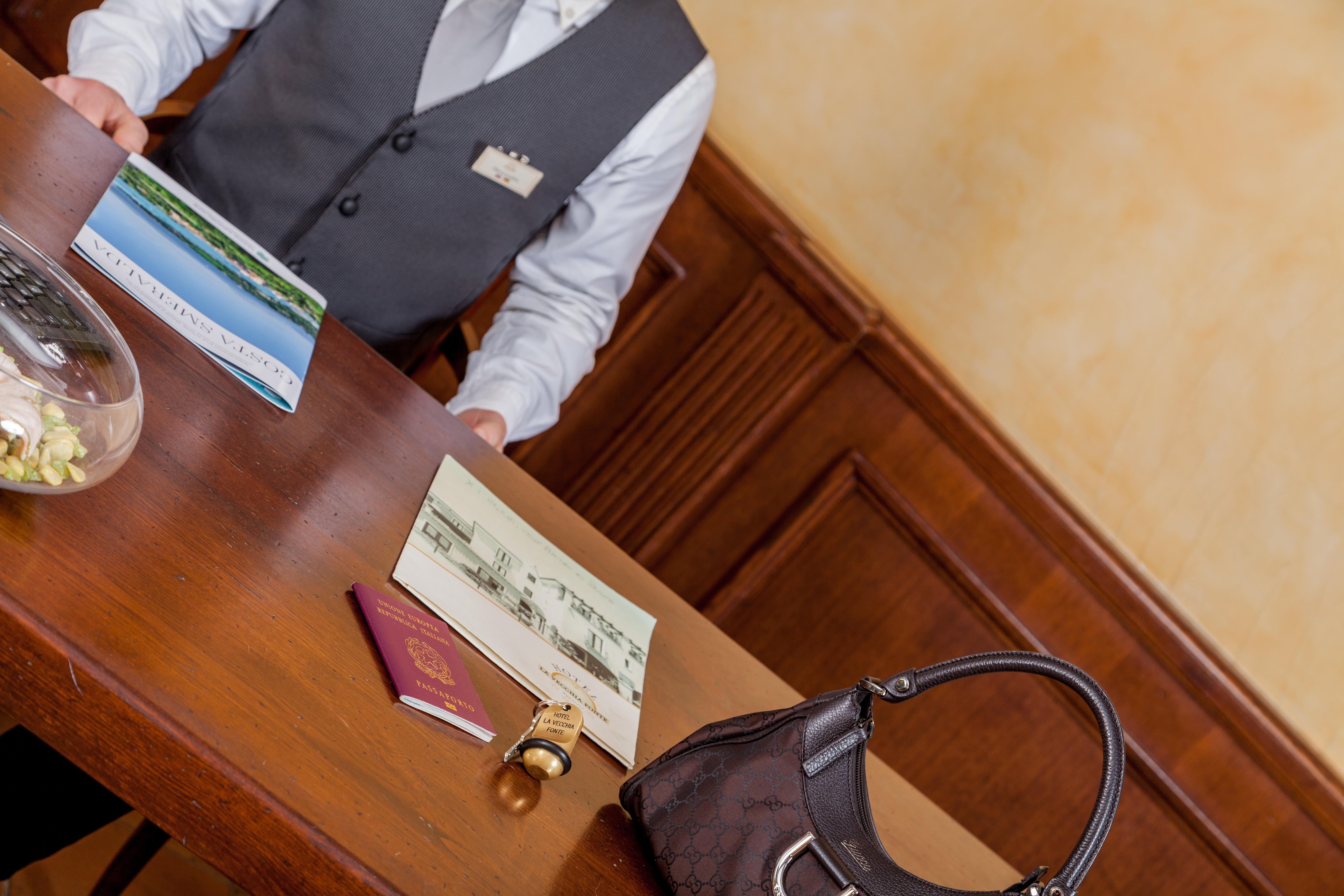 La Vecchia Fonte Boutique Hotel Palau Ngoại thất bức ảnh