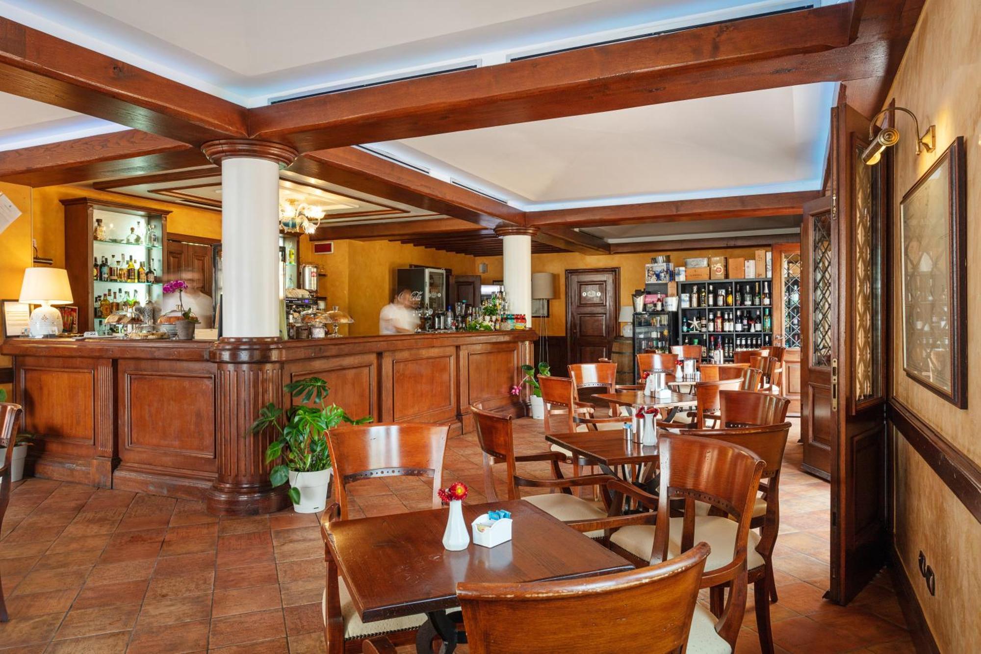 La Vecchia Fonte Boutique Hotel Palau Ngoại thất bức ảnh
