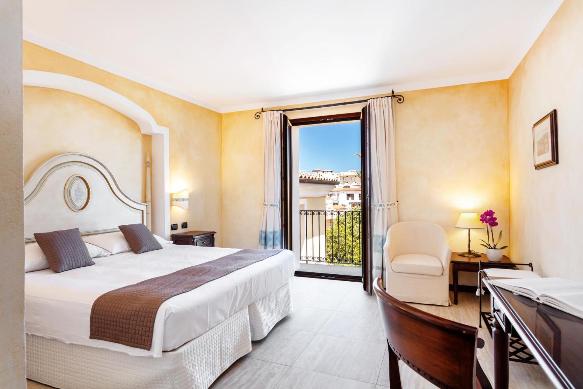 La Vecchia Fonte Boutique Hotel Palau Ngoại thất bức ảnh